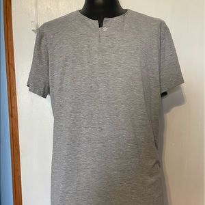 Men’s Gray Henley Shirt, Size XL